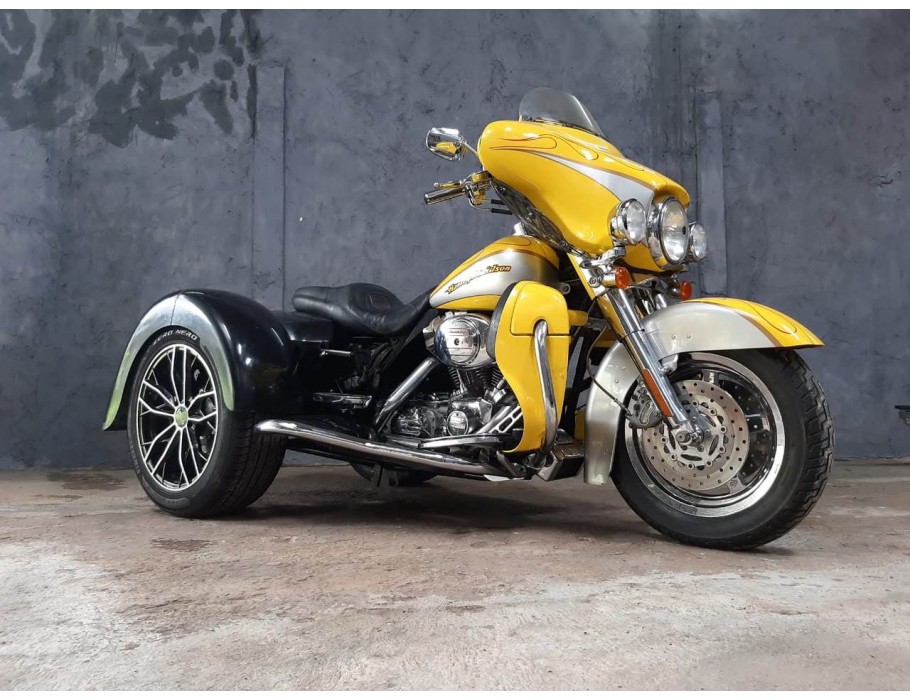 Harley Davidson Electra Glide Trike Conversion Yellow Black Touring Edition